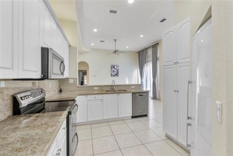 5834 NW 125th Terrace Coral Springs FL 33076