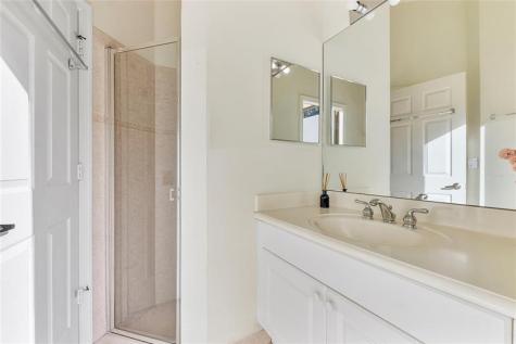 5834 NW 125th Terrace Coral Springs FL 33076