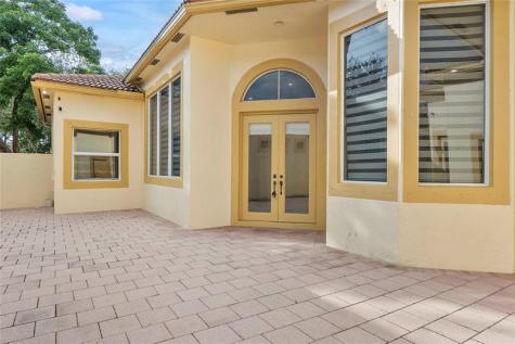 5834 NW 125th Terrace Coral Springs FL 33076