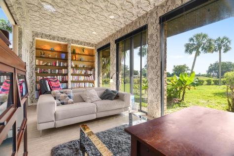 5300 White Oak Lane Tamarac FL 33319