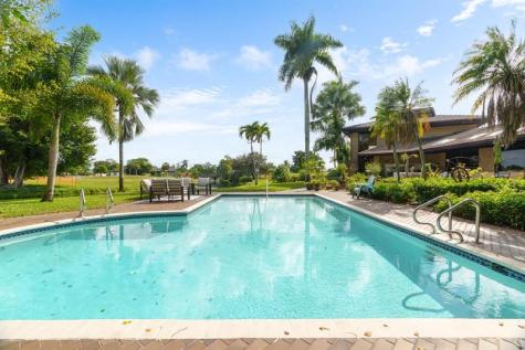 5300 White Oak Lane Tamarac FL 33319