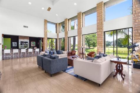 5300 White Oak Lane Tamarac FL 33319