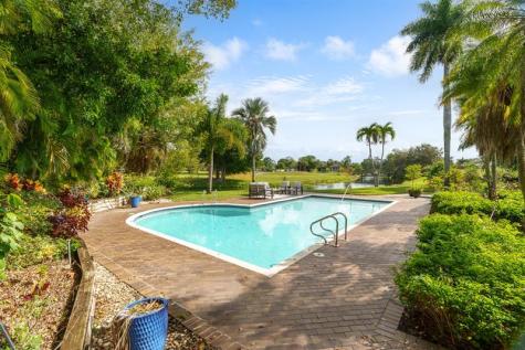5300 White Oak Lane Tamarac FL 33319