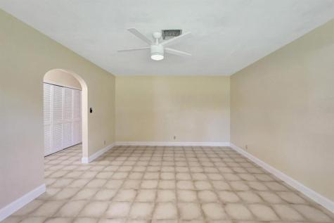 640 SW 62nd Avenue Plantation FL 33317