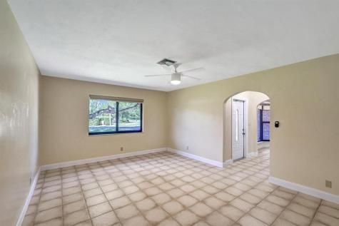640 SW 62nd Avenue Plantation FL 33317