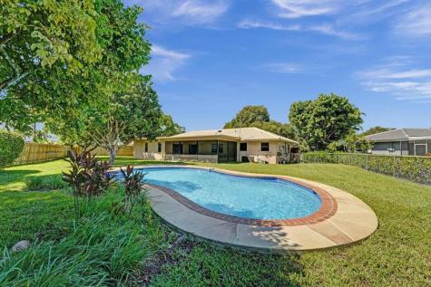 640 SW 62nd Avenue Plantation FL 33317