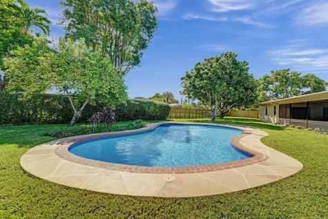640 SW 62nd Avenue Plantation FL 33317