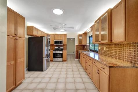 640 SW 62nd Avenue Plantation FL 33317