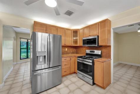 640 SW 62nd Avenue Plantation FL 33317