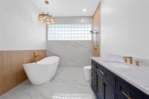 10203 NW 50th Place Coral Springs FL 33076