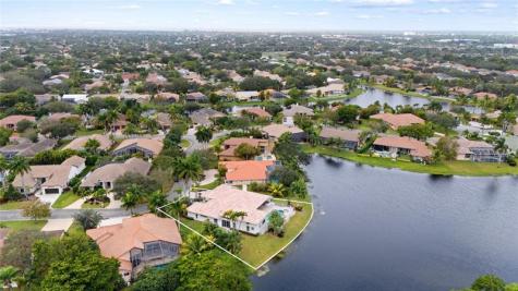 10203 NW 50th Place Coral Springs FL 33076