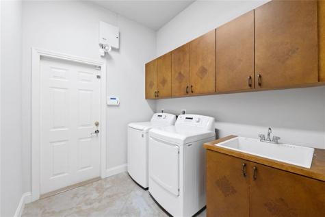 10203 NW 50th Place Coral Springs FL 33076