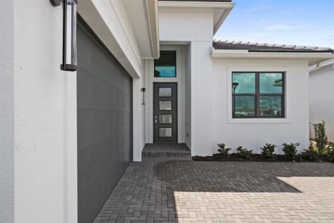 1642 SE Blue Sky Place Stuart FL 34997