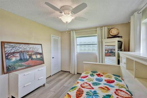 4712 NW 41st Avenue Tamarac FL 33319