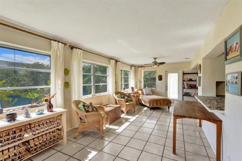 4712 NW 41st Avenue Tamarac FL 33319