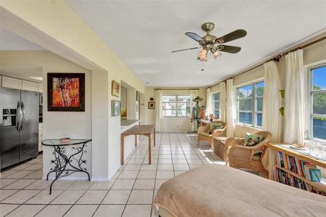 4712 NW 41st Avenue Tamarac FL 33319