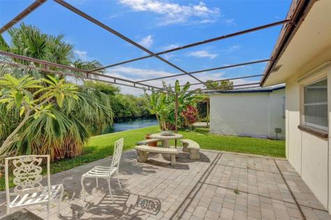 4712 NW 41st Avenue Tamarac FL 33319