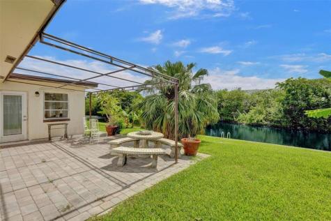 4712 NW 41st Avenue Tamarac FL 33319