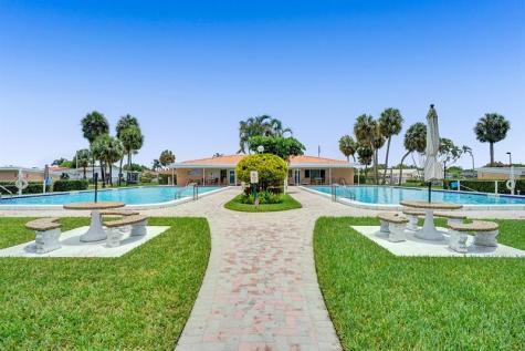 4712 NW 41st Avenue Tamarac FL 33319
