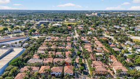 591 NW Library Commons Way Boca Raton FL 33432
