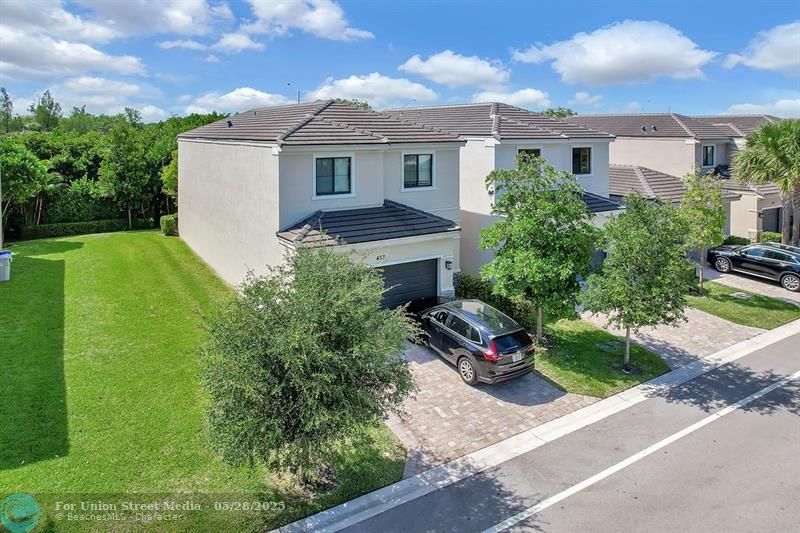 453 NW 36th Avenue Pompano Beach FL 33069