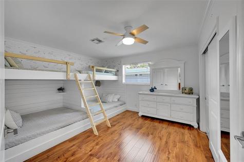 1080 SE 9th Avenue Pompano Beach FL 33060