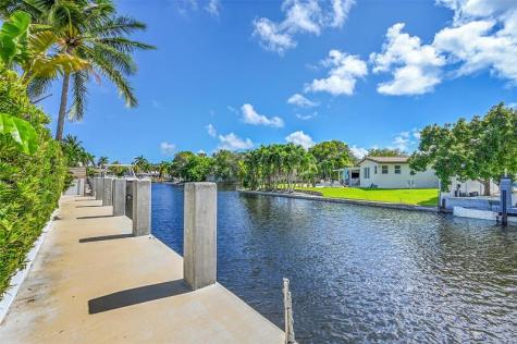 1080 SE 9th Avenue Pompano Beach FL 33060