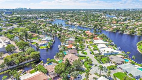 1080 SE 9th Avenue Pompano Beach FL 33060