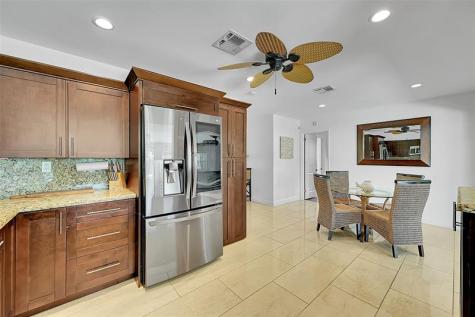 1080 SE 9th Avenue Pompano Beach FL 33060