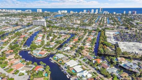 1080 SE 9th Avenue Pompano Beach FL 33060