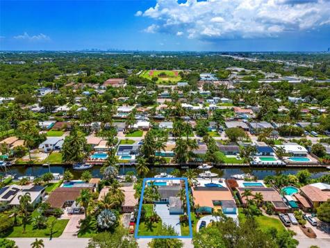 1704 SW 4th Court Fort Lauderdale FL 33312