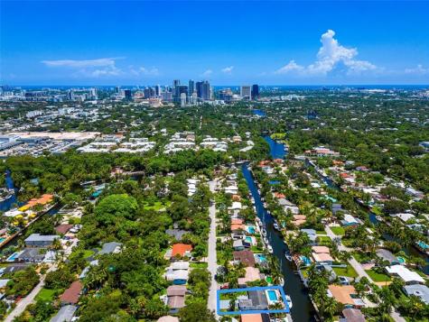 1704 SW 4th Court Fort Lauderdale FL 33312