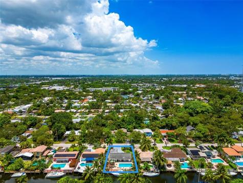 1704 SW 4th Court Fort Lauderdale FL 33312
