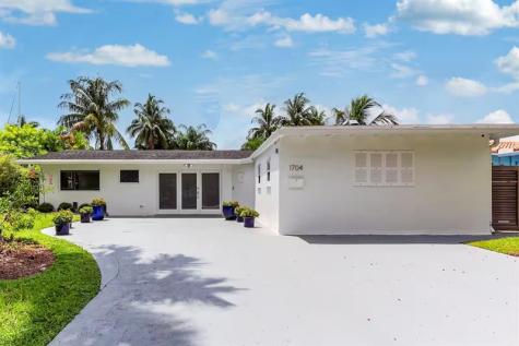 1704 SW 4th Court Fort Lauderdale FL 33312
