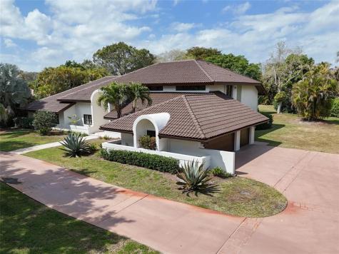 7011 Hialeah Lane Parkland FL 33067