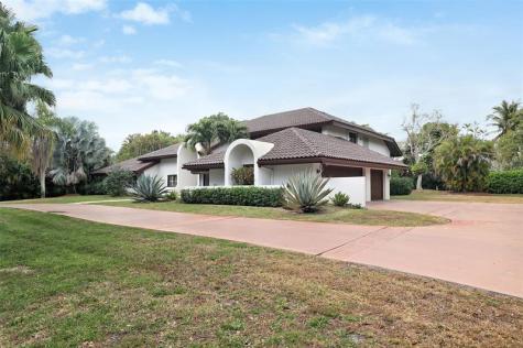 7011 Hialeah Lane Parkland FL 33067