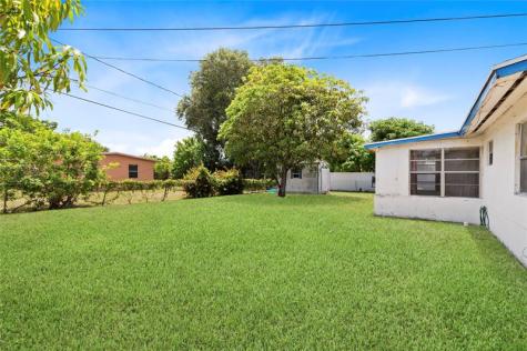 3460 NW 5th Court Lauderhill FL 33311