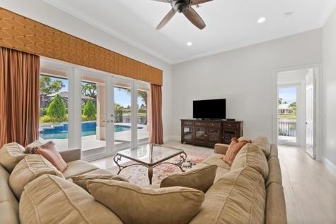 6895 NW 108th Avenue Parkland FL 33076