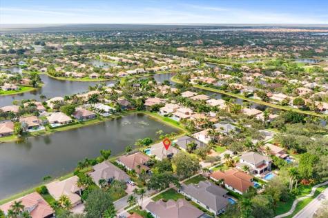 6895 NW 108th Avenue Parkland FL 33076