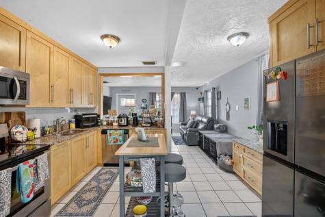 131 SW 7th Terrace Hallandale Beach FL 33009
