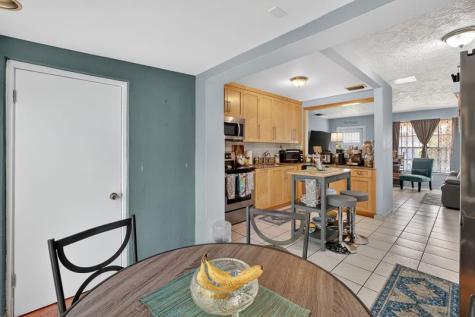 131 SW 7th Terrace Hallandale Beach FL 33009