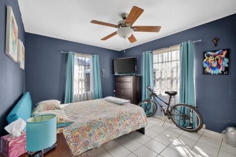 131 SW 7th Terrace Hallandale Beach FL 33009