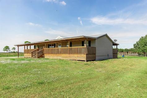 1075 SW Rucks Dairy Road Okeechobee FL 34974
