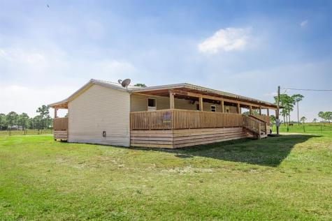 1075 SW Rucks Dairy Road Okeechobee FL 34974