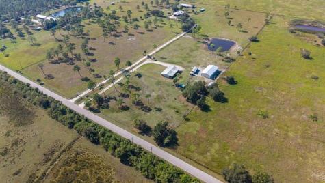 1075 SW Rucks Dairy Road Okeechobee FL 34974