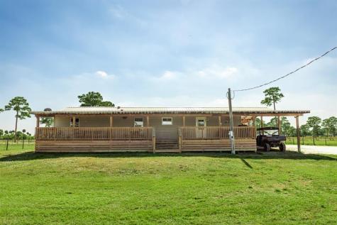 1075 SW Rucks Dairy Road Okeechobee FL 34974