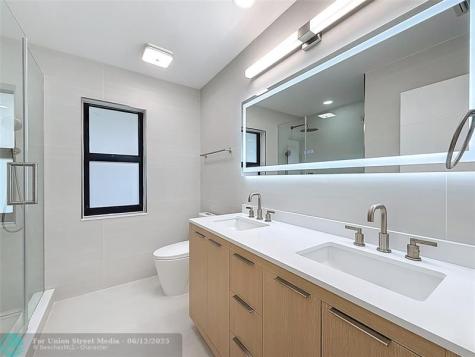 5100 Pineview Circle Delray Beach FL 33445
