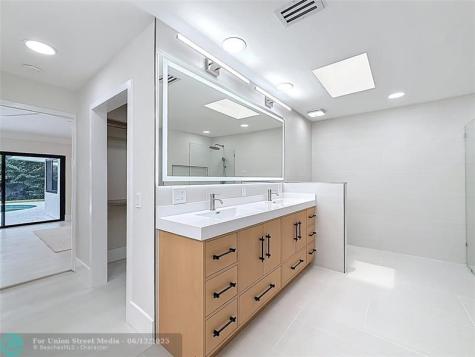 5100 Pineview Circle Delray Beach FL 33445
