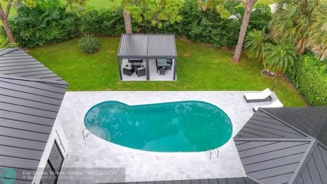 5100 Pineview Circle Delray Beach FL 33445