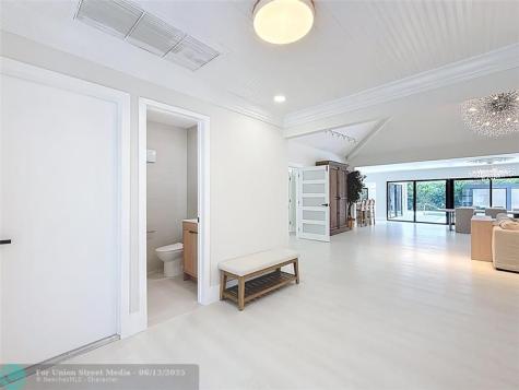 5100 Pineview Circle Delray Beach FL 33445